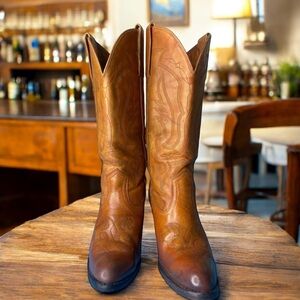 MISS CAPIZIO leather cowboy dance boot women’s 7 medium.